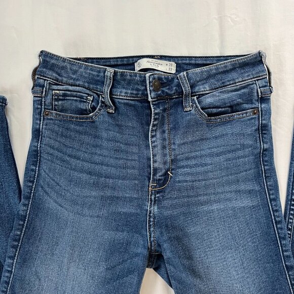 Abercrombie & Fitch Medum Wash High Waist Skinny Jeans | Size 6L - Picture 3 of 7